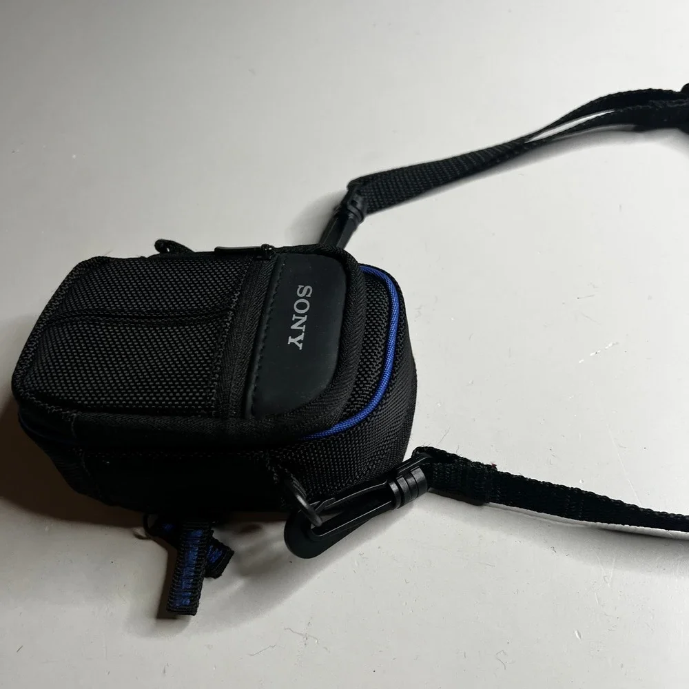 Sony Compact Camera Case‎ Black Nylon Padded Shoulder Bag with Belt Loop